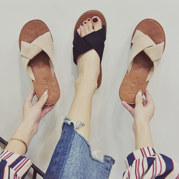 Papuci casual cu bretele incrucisate din piele intoarsa ecologica