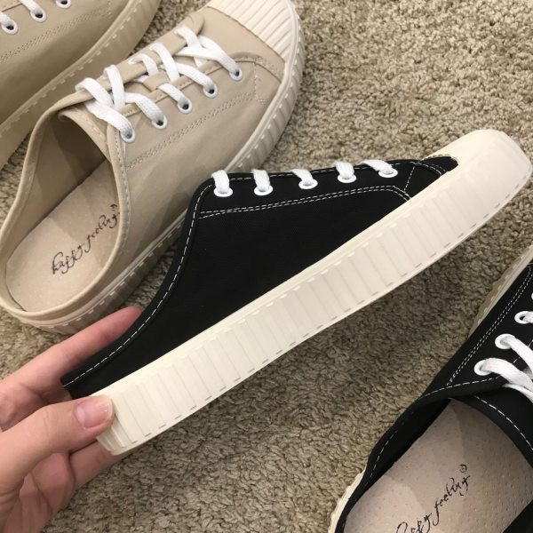 Papuci de dama cu sireturi - tip adidasi