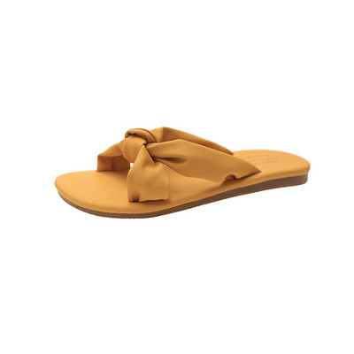 Γυναικείες παντόφλες με σταυρωτά λουριά από οικολογικό σουέτ