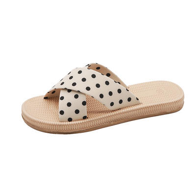 Γυναικείες παντόφλες με σταυρωτά λουράκια