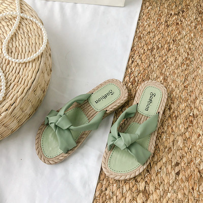 Παντόφλες casual γυναίκες με επίπεδη σόλα - δύο χρώματα