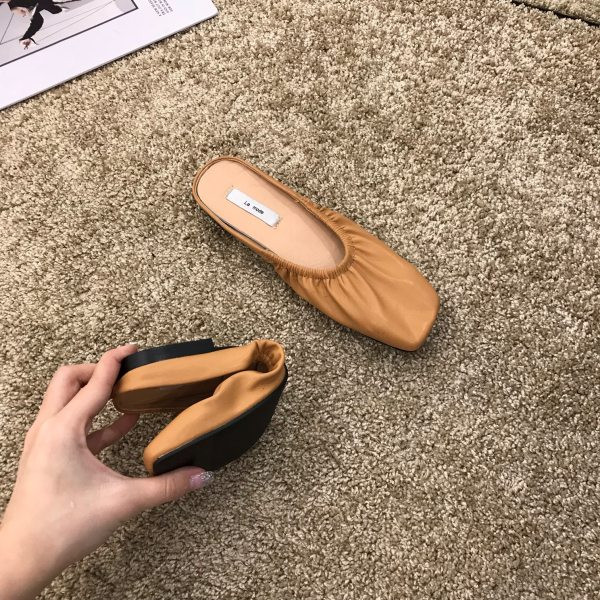 Ženske casual papuče od umjetne kože - u četiri boje