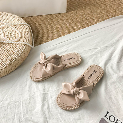 Ležerne ljetne papuče s trakom od eko kože