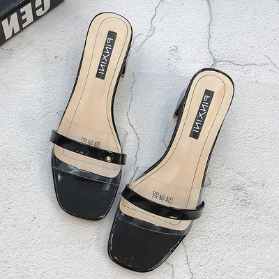 Νέο μοντέλο γυναικείες καθημερινές παντόφλες με λουράκια σιλικόνης και τετράγωνο τακούνι