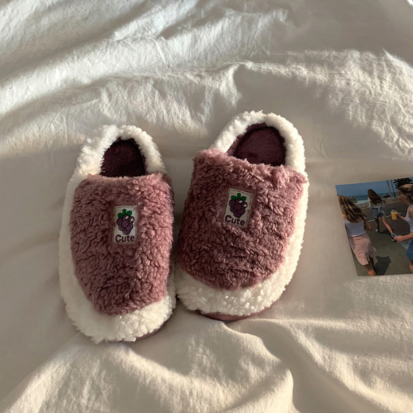 Γυναικείες παντόφλες με επίπεδη σόλα σε δύο χρώματα