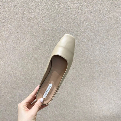 Τρέχουσες γυναικείες έκο δερμάτινες παντόφλες σε διάφορα χρώματα