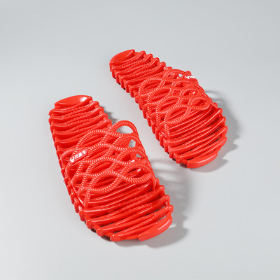 Domaće gumene papuče kroz prste