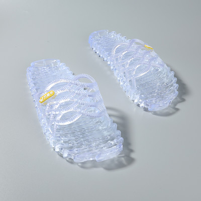 Domaće gumene papuče kroz prste