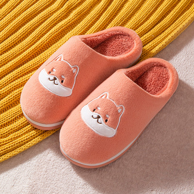 Γυναικείες παντόφλες με ζεστή φόδρα