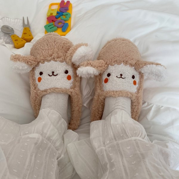 Ženske papuče s 3D elementom i ravnim potplatom