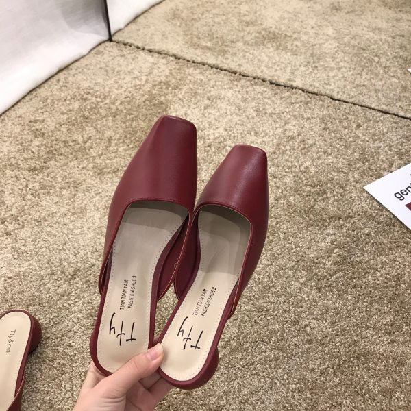 Ženske kožne papuče - dva modela