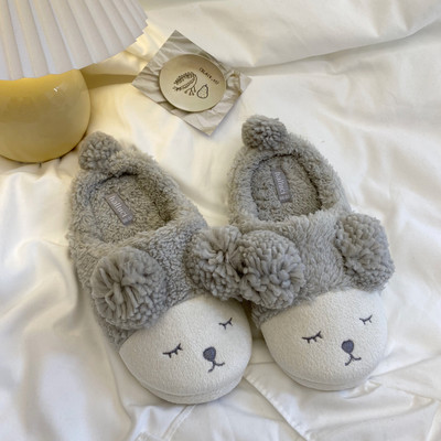 Παντόφλες σπιτιού με τρισδιάστατο στοιχείο - γκρι χρώμα