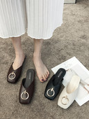 Ženske casual papuče s metalnim elementom u bijeloj, crnoj i smeđoj boji