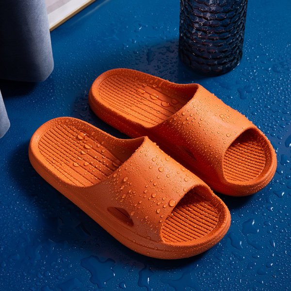 Gumene papuče pogodne za kupaonicu