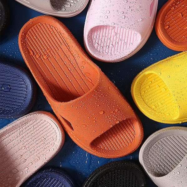 Gumene papuče pogodne za kupaonicu