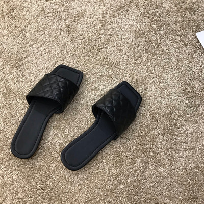 Ženske papuče u crnoj boji - više modela