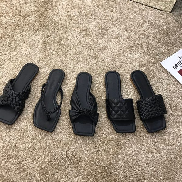 Ženske papuče u crnoj boji - više modela