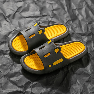 Γυναικείες casual παντόφλες με επίπεδη σόλα σε διαφορετικά χρώματα