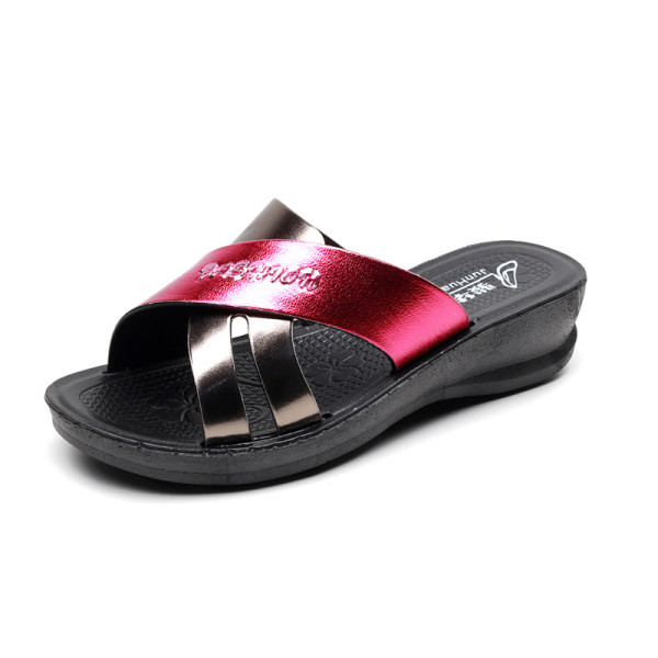 Ležerne ženske ljetne papuče s lakiranim remenom