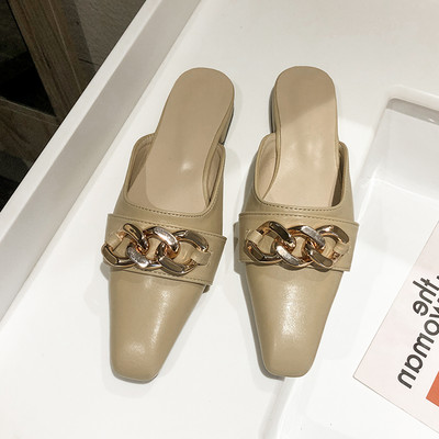 Νέο μοντέλο γυναικείες καθημερινές παντόφλες με μεταλλική αγκράφα