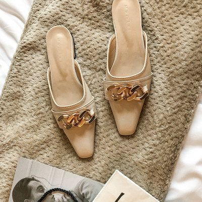 Νέο μοντέλο γυναικείες καθημερινές παντόφλες με μεταλλική αγκράφα