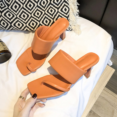 Νέο μοντέλο γυναικείες παντόφλες από δέρμα faux με ψηλό τακούνι