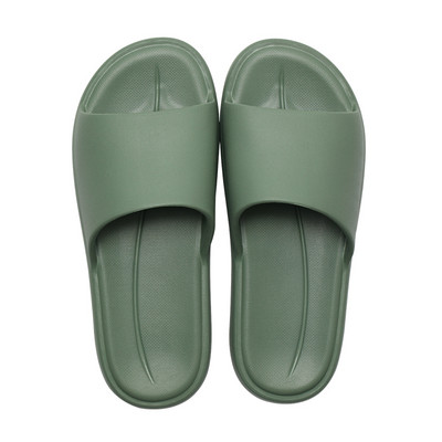 Παντόφλες από καουτσούκ κατάλληλες για το μπάνιο