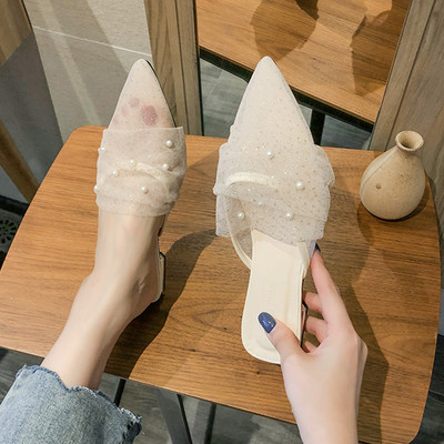 Καθημερινές γυναικείες παντόφλες με τούλι και πέρλες