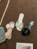 Γυναικείες παντόφλες διακοσμημένες με κορδέλα και πέτρες - επίπεδη σόλα