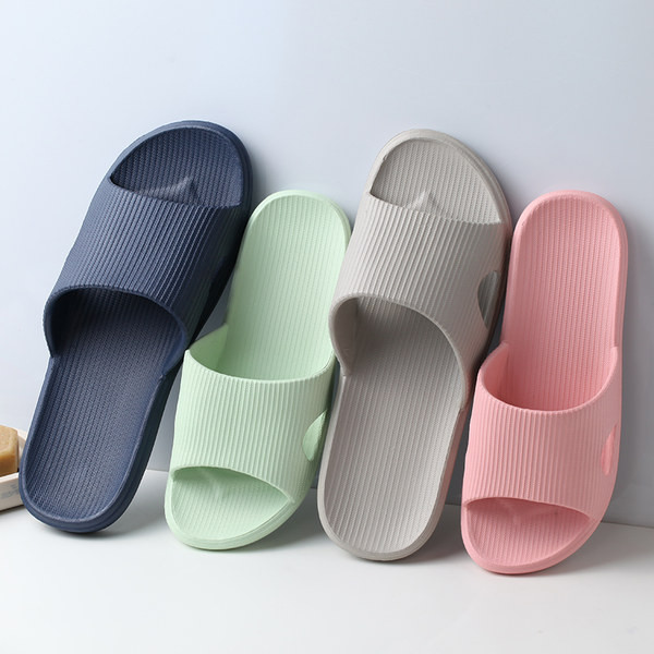 Παντόφλες σπιτιού κατάλληλες για το μπάνιου - κλασικό μοτέλο