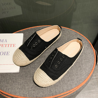 Νέο μοντέλο γυναικείες καθημερινές παντόφλες με επίπεδη σόλα