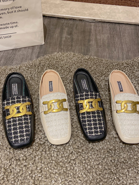 Ženske papuče od umjetne kože u dvije boje