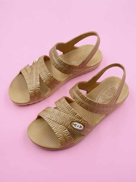 Kelių spalvų laisvalaikio moteriškos basutės – plokščiu padu