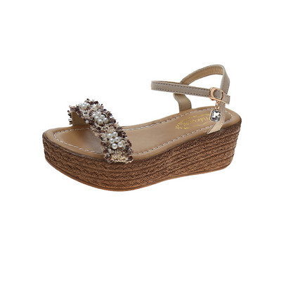 Casual  σανδάλια με υφασμάτινο λουράκι και πέρλες
