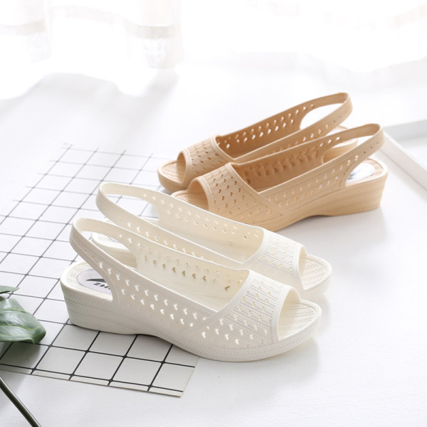 Laisvalaikio guminiai sandalai moterims