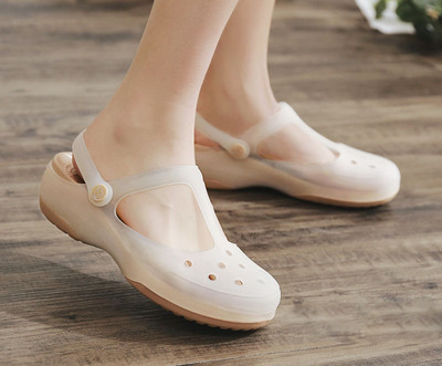 Γυναικεία casual σανδάλια - διάφορα μοντέλα