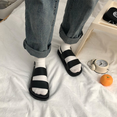 Juodos spalvos moteriškos guminės basutės