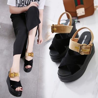 Μοντέρνα γυναικεία σανδάλια πλατφόρμας - διάφορα μοντέλα