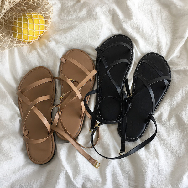 Ženske ležerne sandale od umjetne kože u crnoj i smeđoj boji