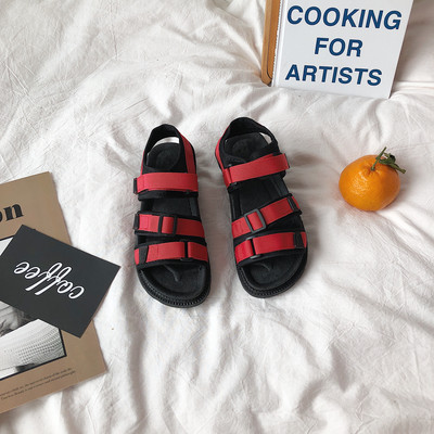 Γυναικεία casual σανδάλια με velcro στερέωση σε μαύρο χρώμα