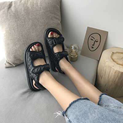 Casual γυναικεία σανδάλια με λουράκια βελκρό και επίπεδη σόλα