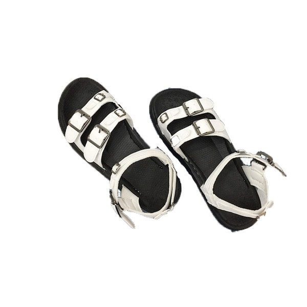 Ženske sandale u retro stilu s kopčama