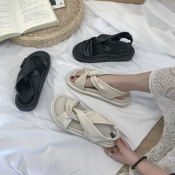 Ženske kožne sandale s ravnim đonom