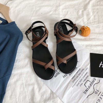 Aktuelne ženske sandale sa remenčićima