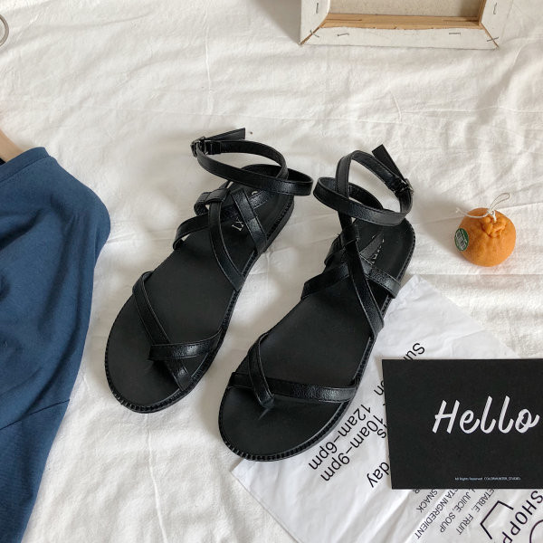 Aktuelne ženske sandale sa remenčićima