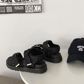 Ženske casual sandale u crnoj boji