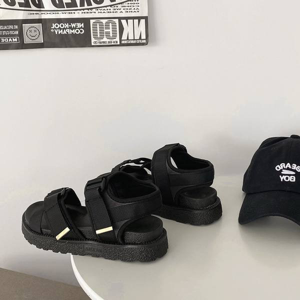 Ženske casual sandale u crnoj boji