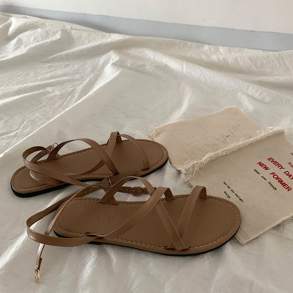 Novi model ležernih ženskih sandala sa tankim remenčićima