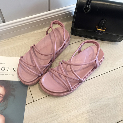 Ležerne ženske sandale s debelim đonom i remenom