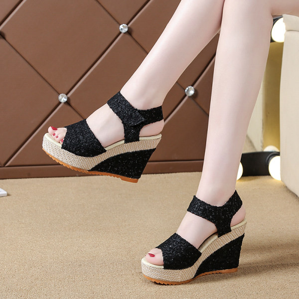 Ženske ljetne sandale s platformom od 8 cm